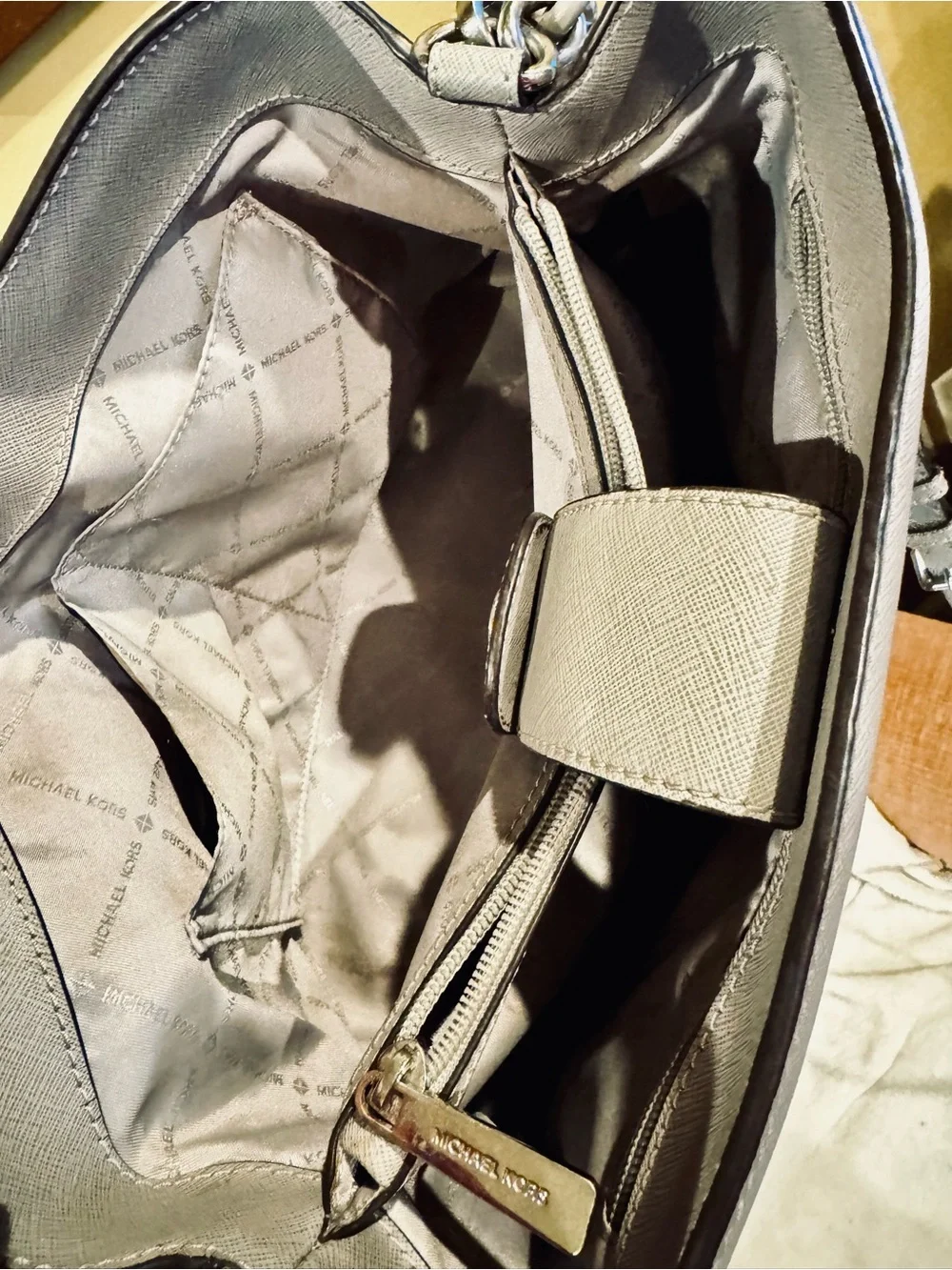 Michael Kors Light Gray Saffiano Leather Shoulder Bag with‎ Strap